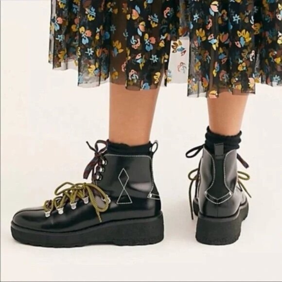 Free People ~ Western Mountains Hiker Boot ~ 37 ~ sz. 7  ~ Black Leather - Picture 1 of 11